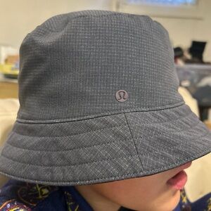 lululemon athletica Kids Charcoal Bucket Hat